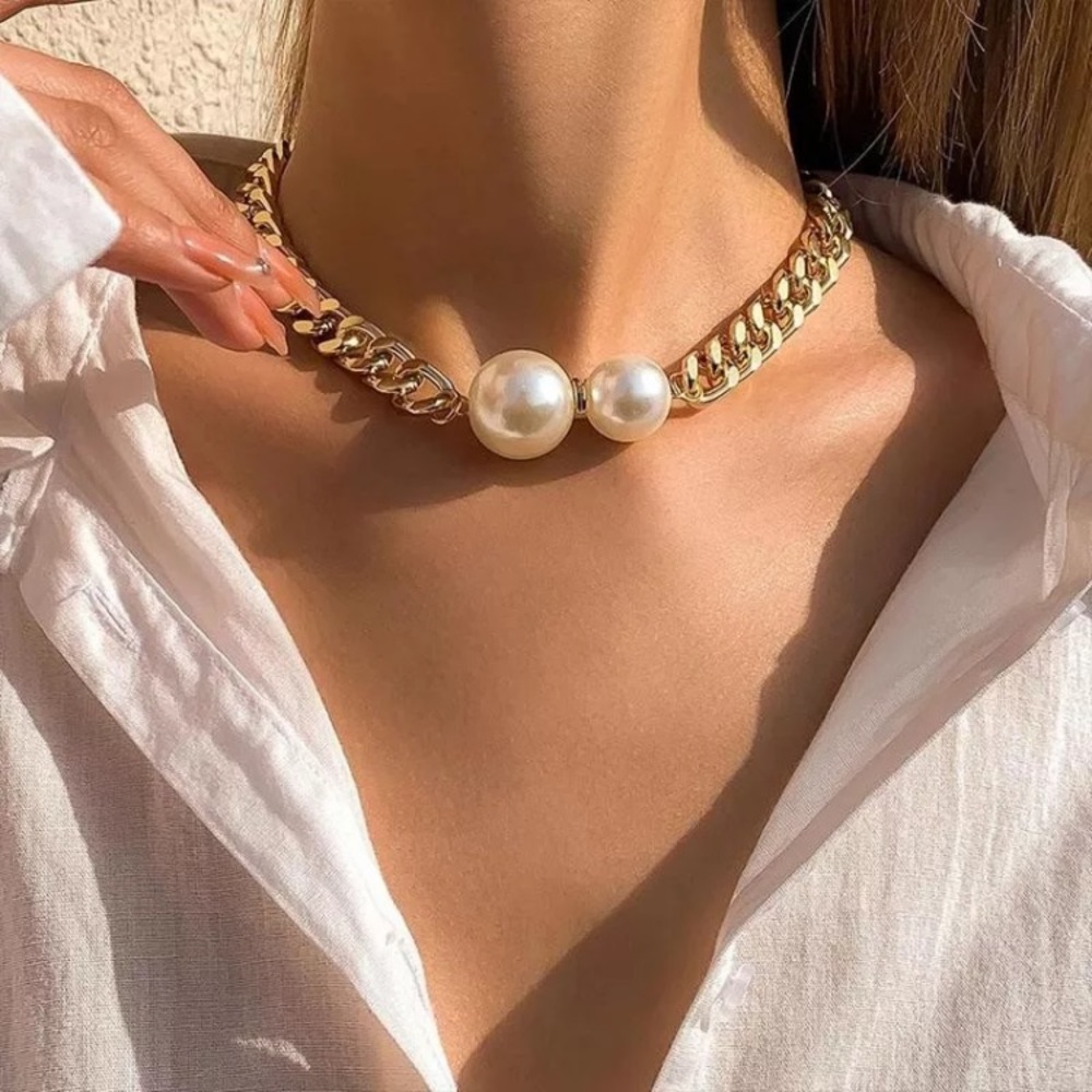 Silver Chunky Necklace Choker - Picture 2 of 2